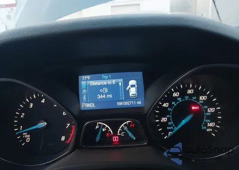 2014 Ford Focus Se z USA, uszkodzony, nr VIN 1FADP3F20EL432719